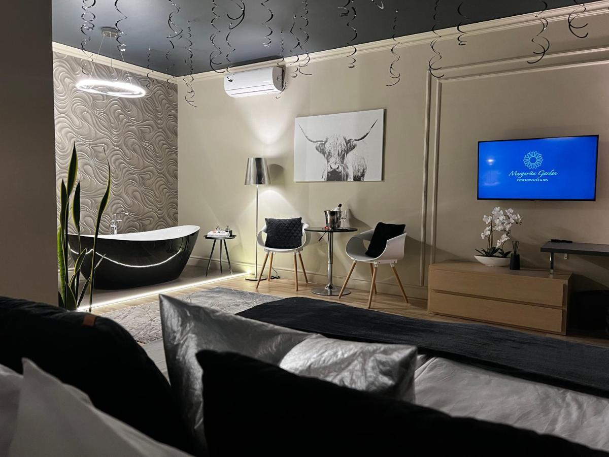 Margareta Garden & Spa Eger Ngoại thất bức ảnh