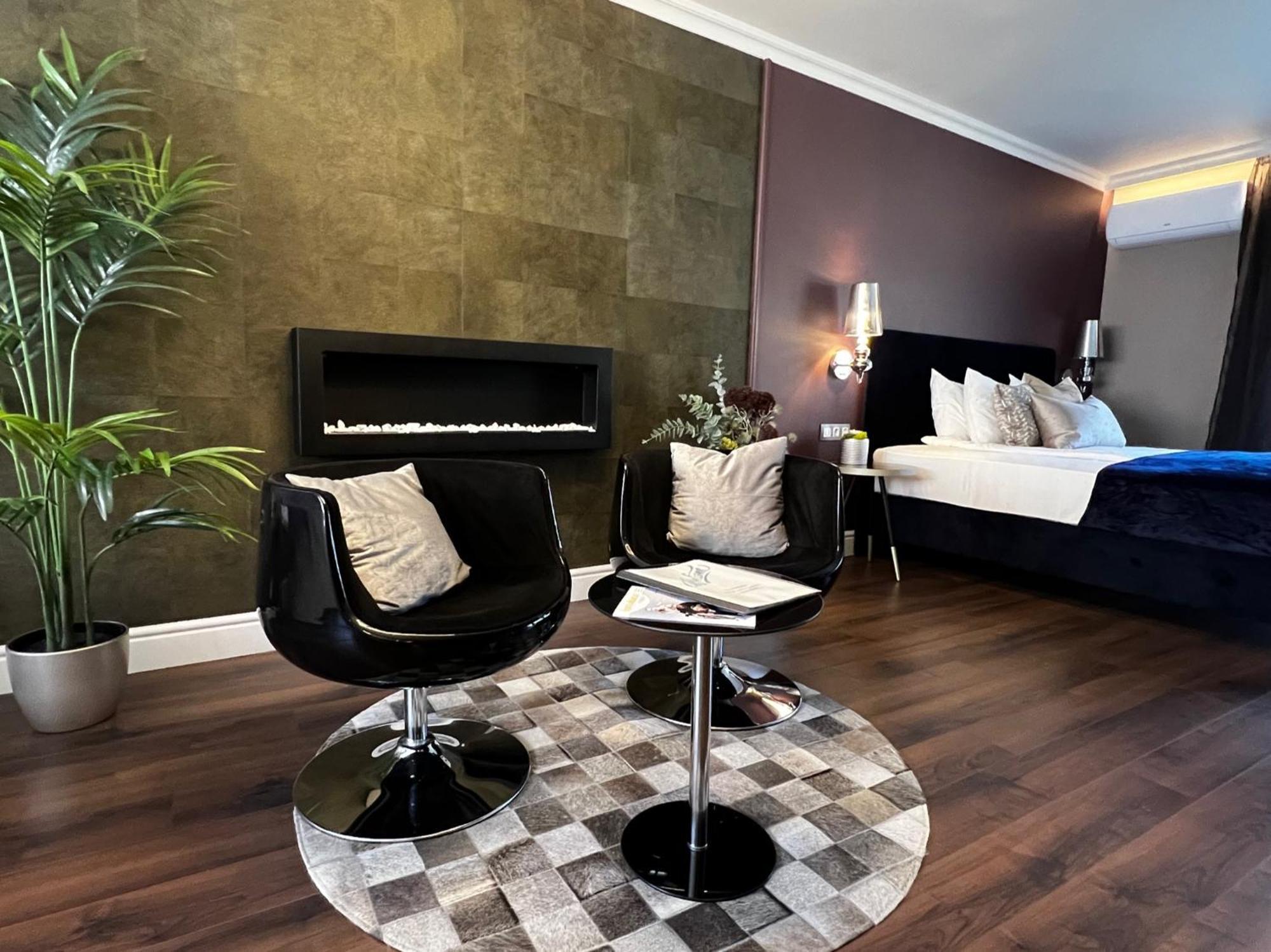 Margareta Garden & Spa Eger Ngoại thất bức ảnh