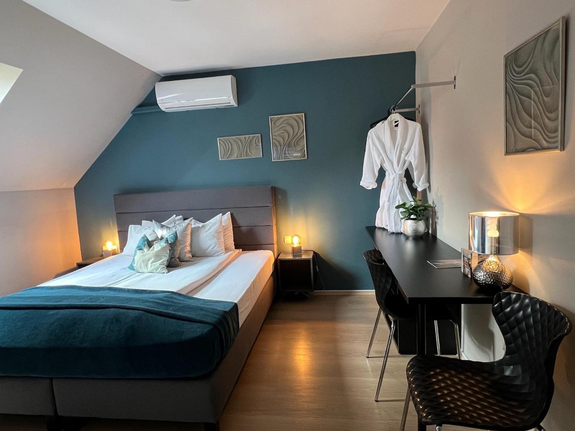 Margareta Garden & Spa Eger Ngoại thất bức ảnh